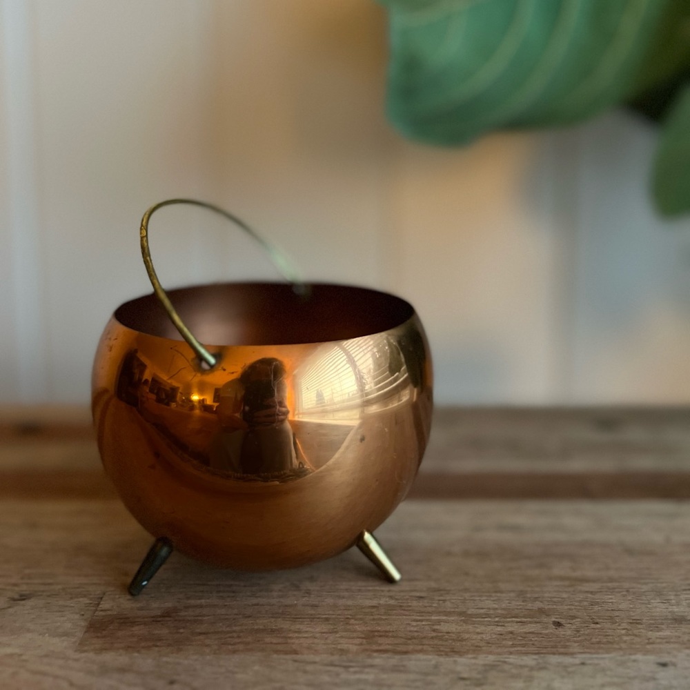 Vintage mid century copper craft cauldron planter